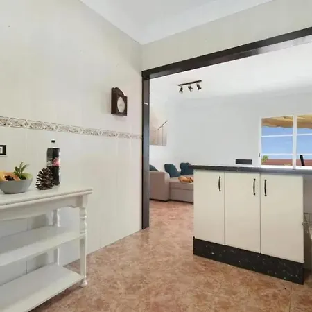 Bright In 90m² Sea View